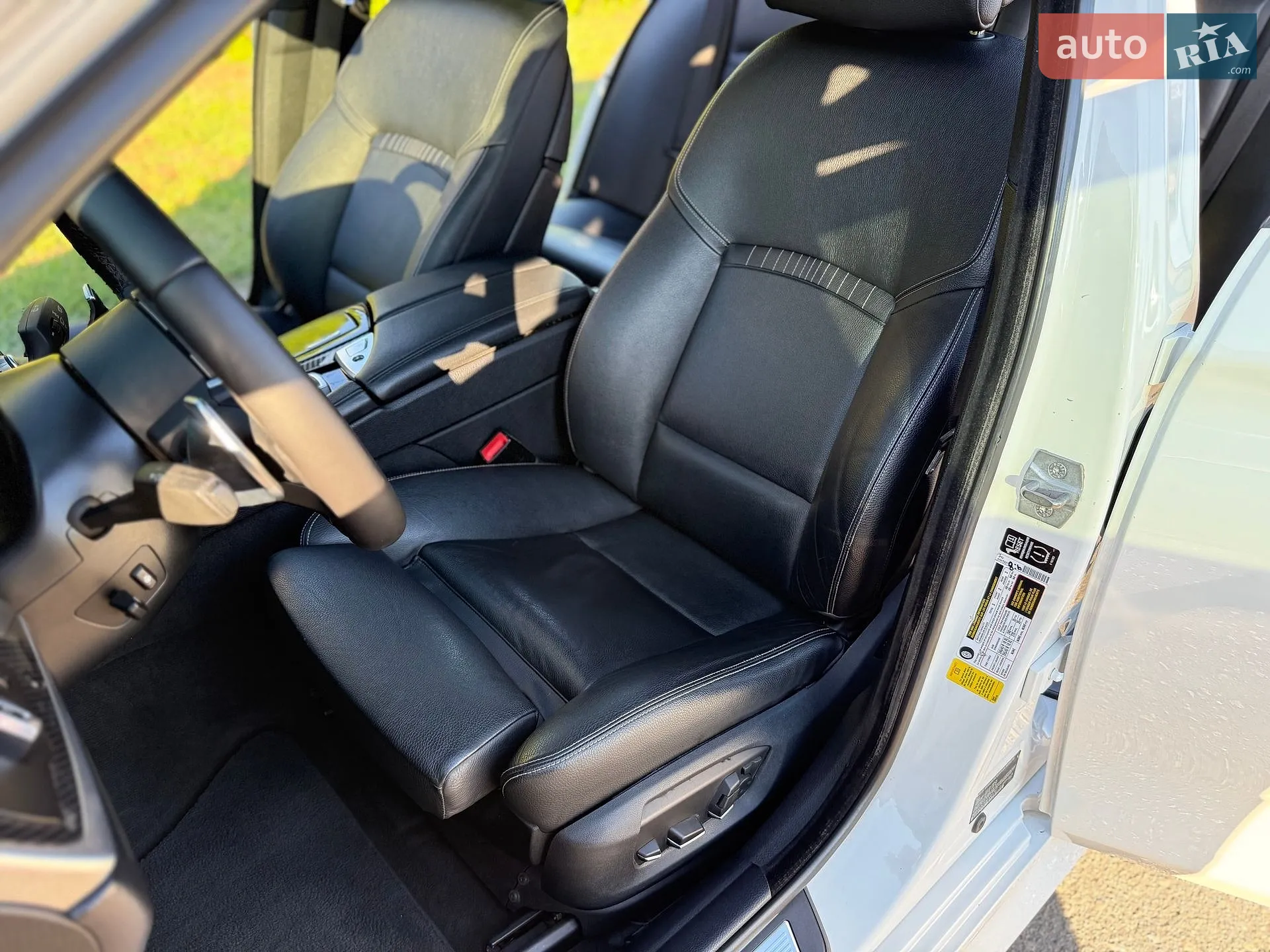 2013 BMW 5er - мініатюра 16
