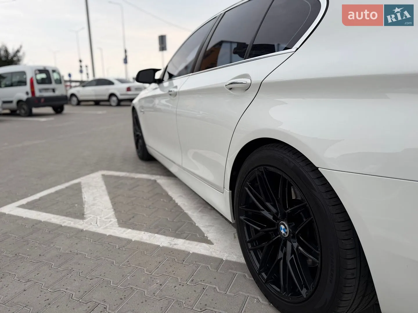 2014 BMW 5er - мініатюра 9