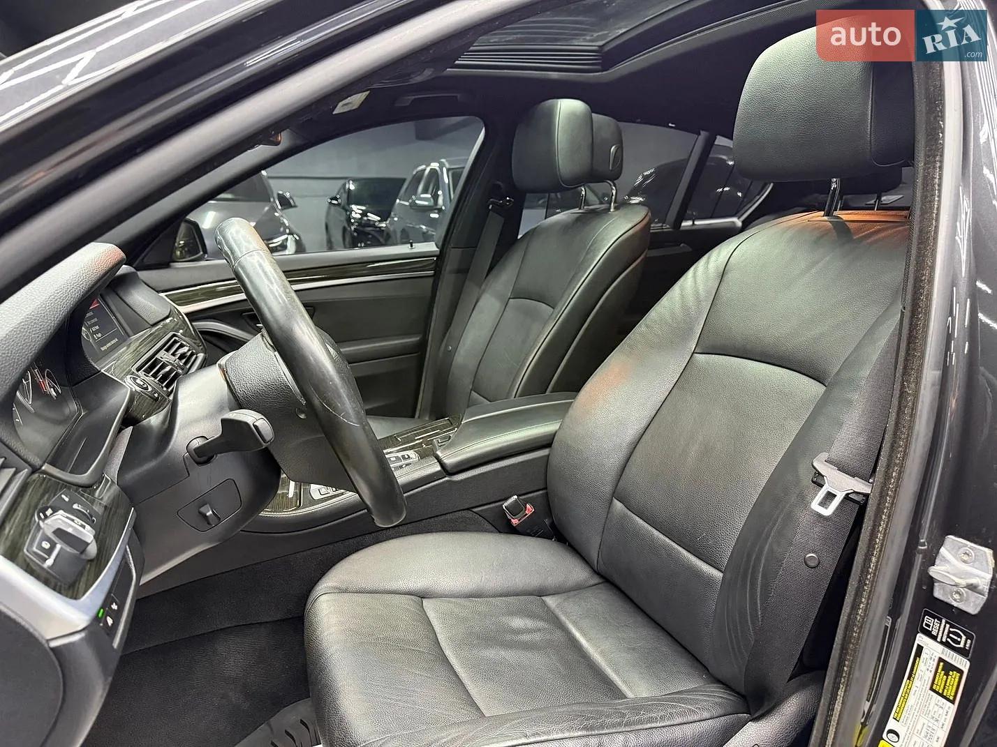 2013 BMW 5er - мініатюра 9