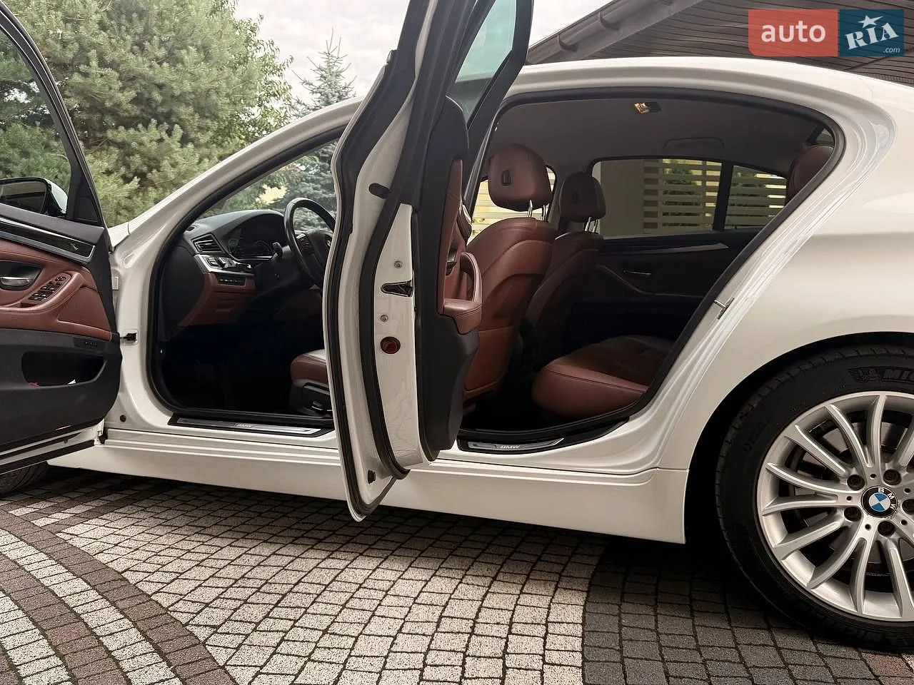 2014 BMW 5er - мініатюра 4