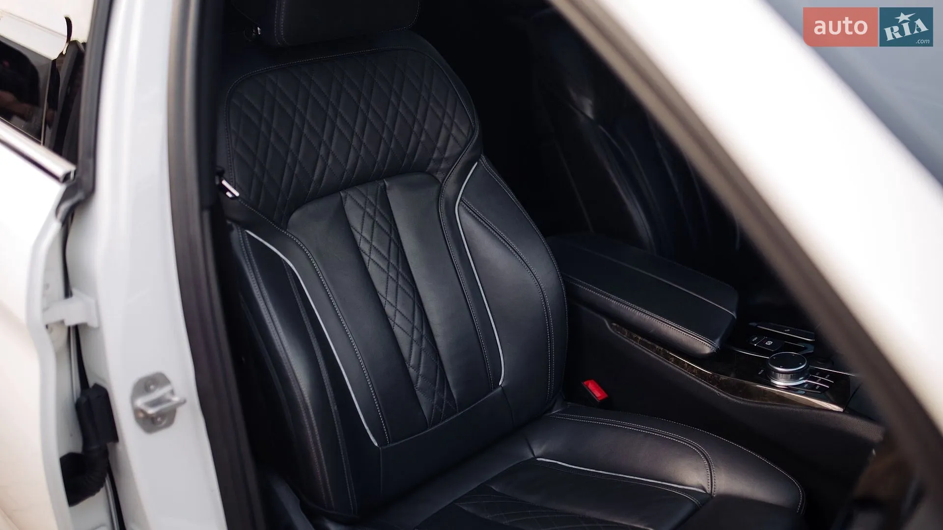 2017 BMW 5er - мініатюра 44