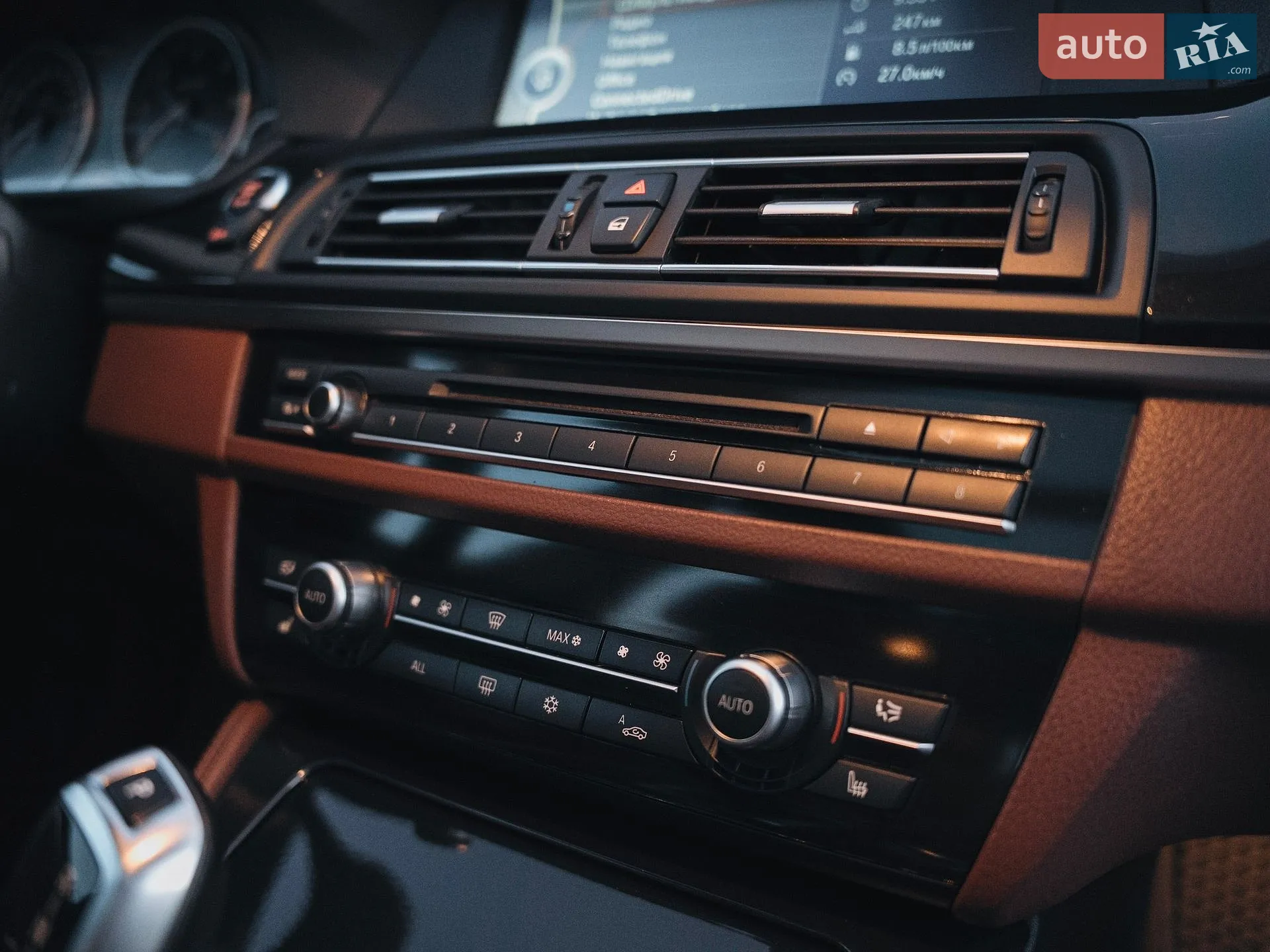 2012 BMW 5er - мініатюра 45