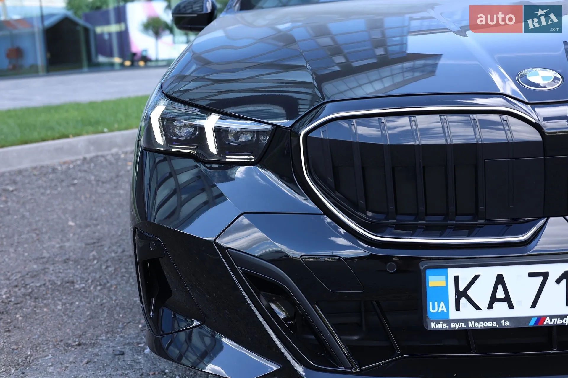 2023 BMW 5er - мініатюра 3