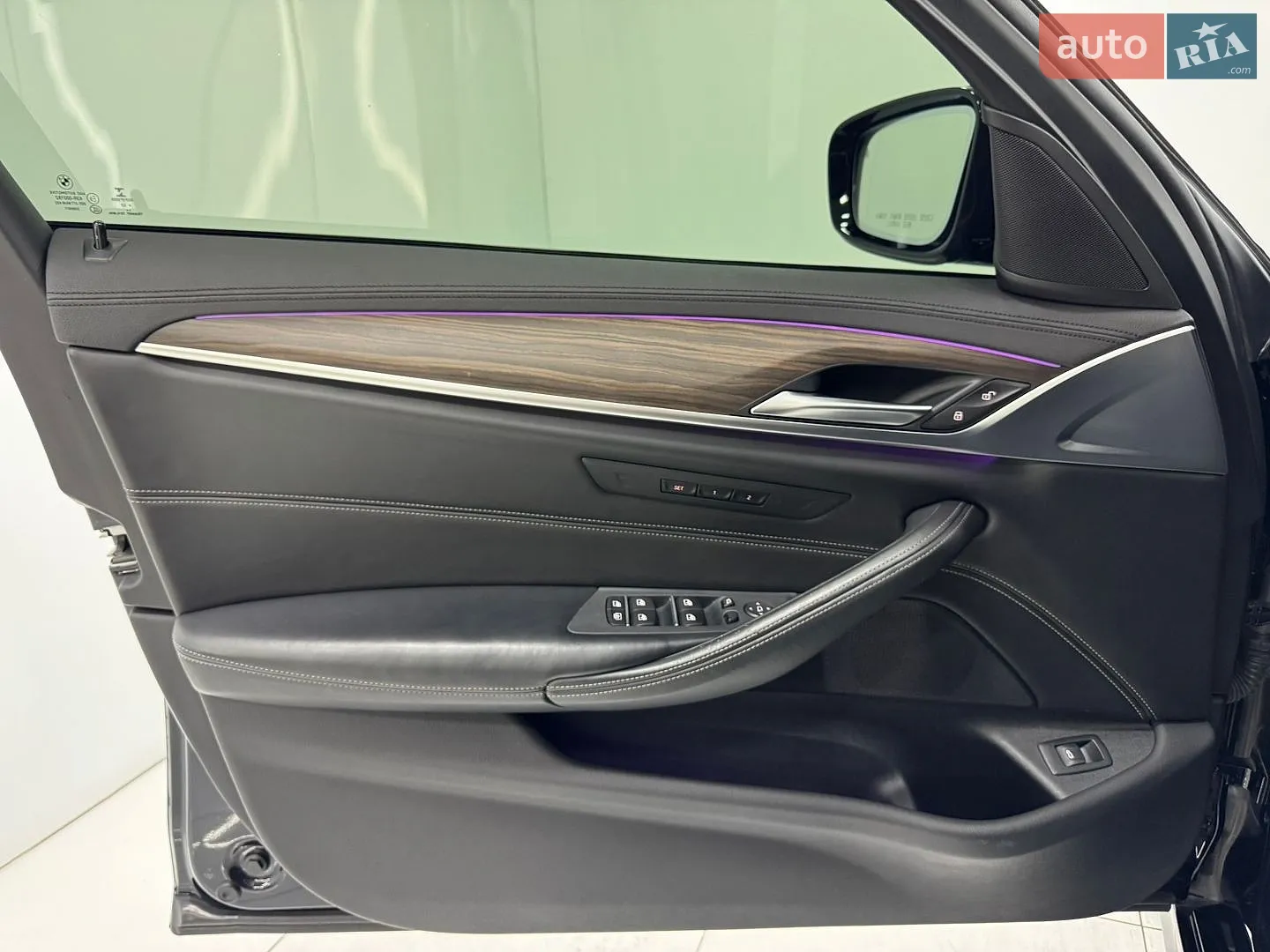 2017 BMW 5er - мініатюра 23