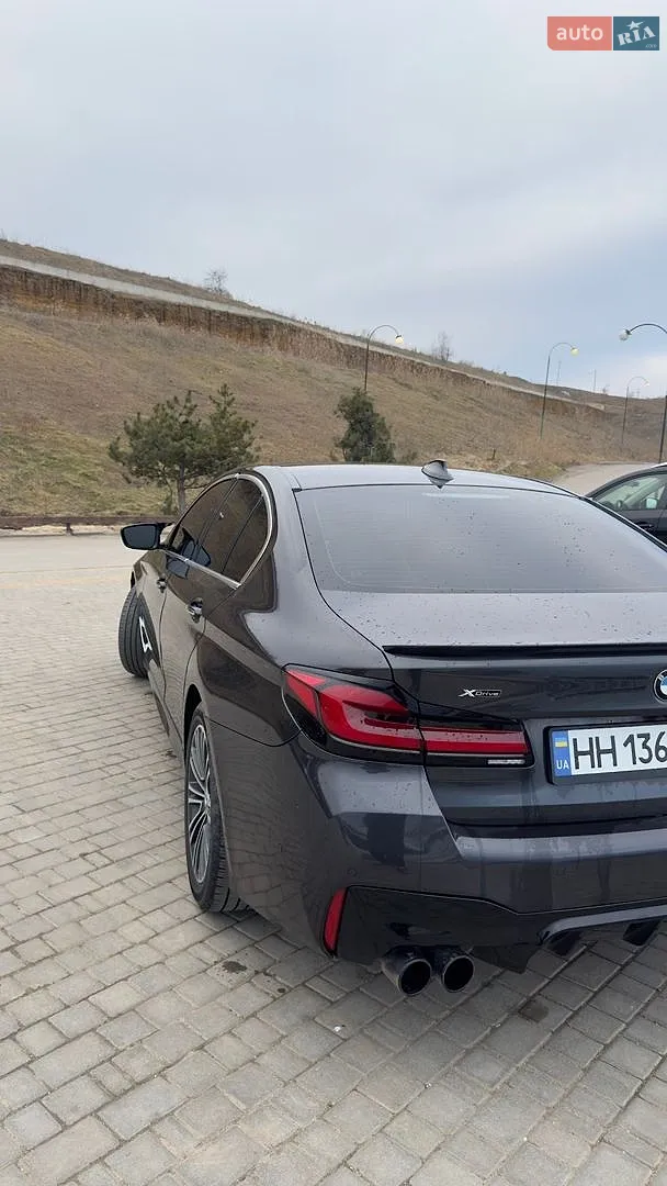2017 BMW 5er - мініатюра 2