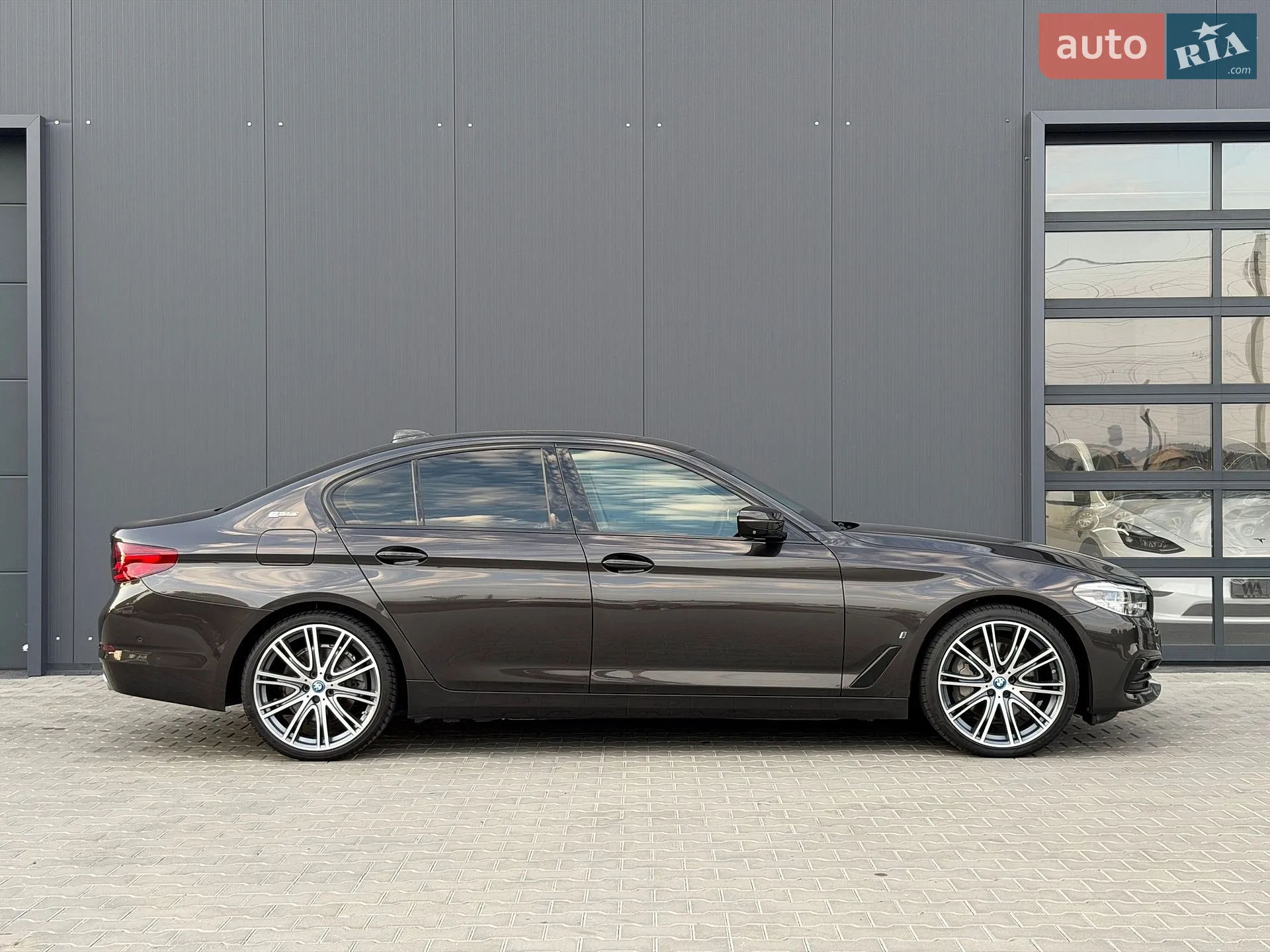 2017 BMW 5er - мініатюра 9