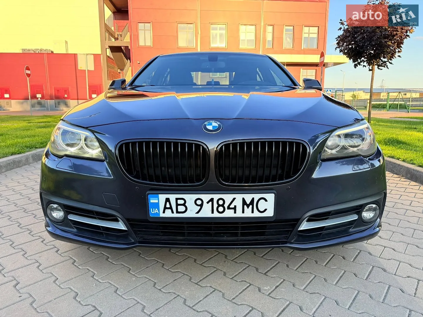 2015 BMW 5er - мініатюра 4