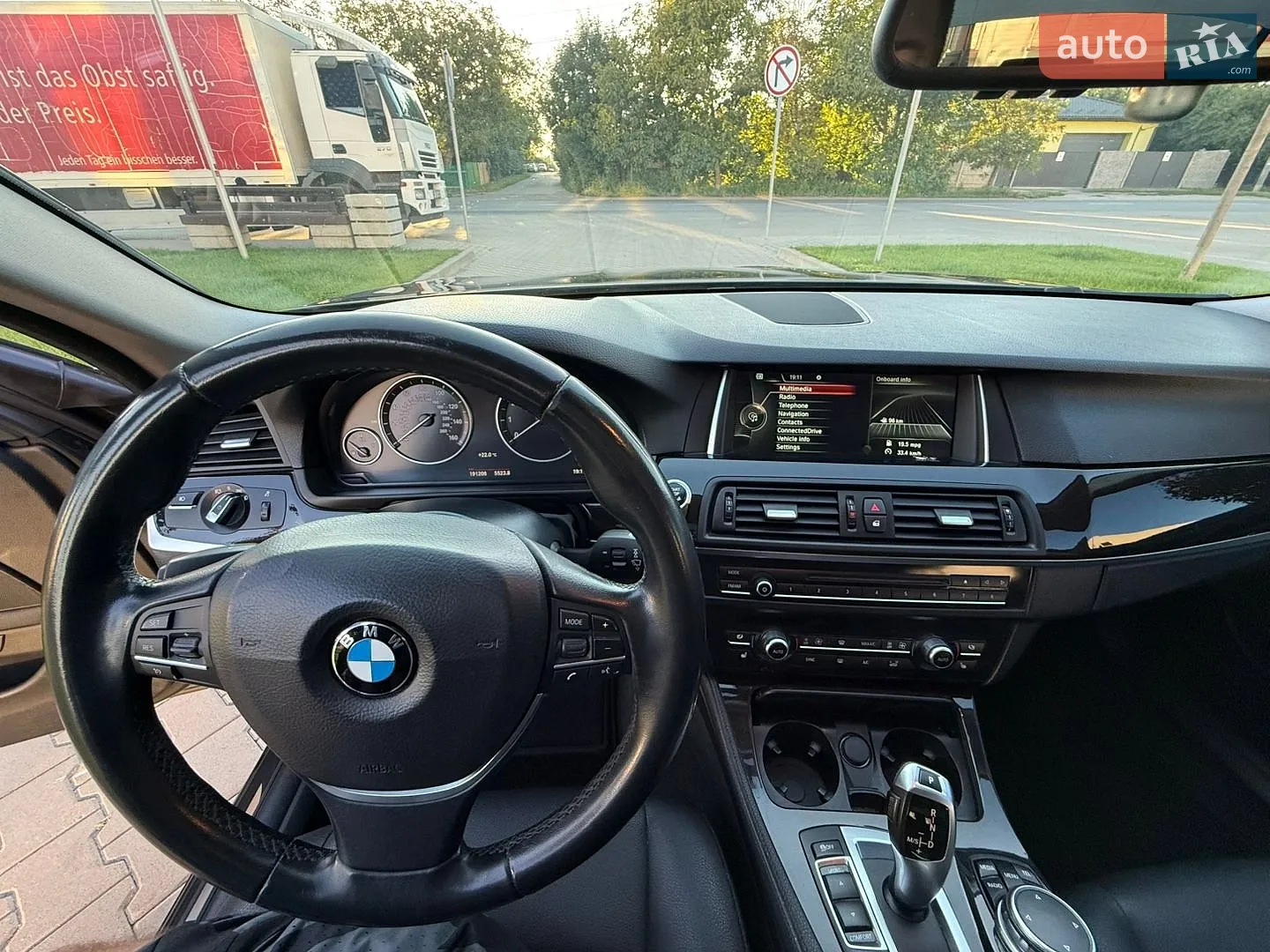 2015 BMW 5er - мініатюра 14