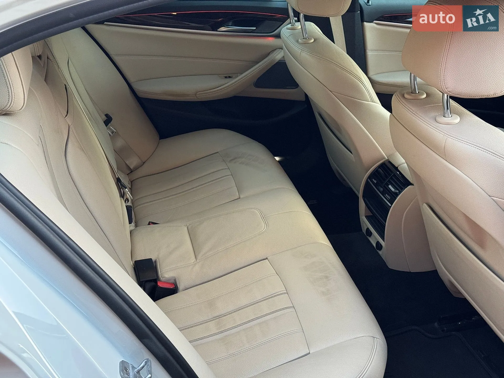 2018 BMW 5er - мініатюра 10