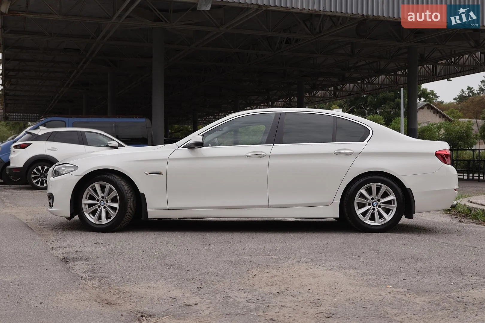2016 BMW 5er - мініатюра 5