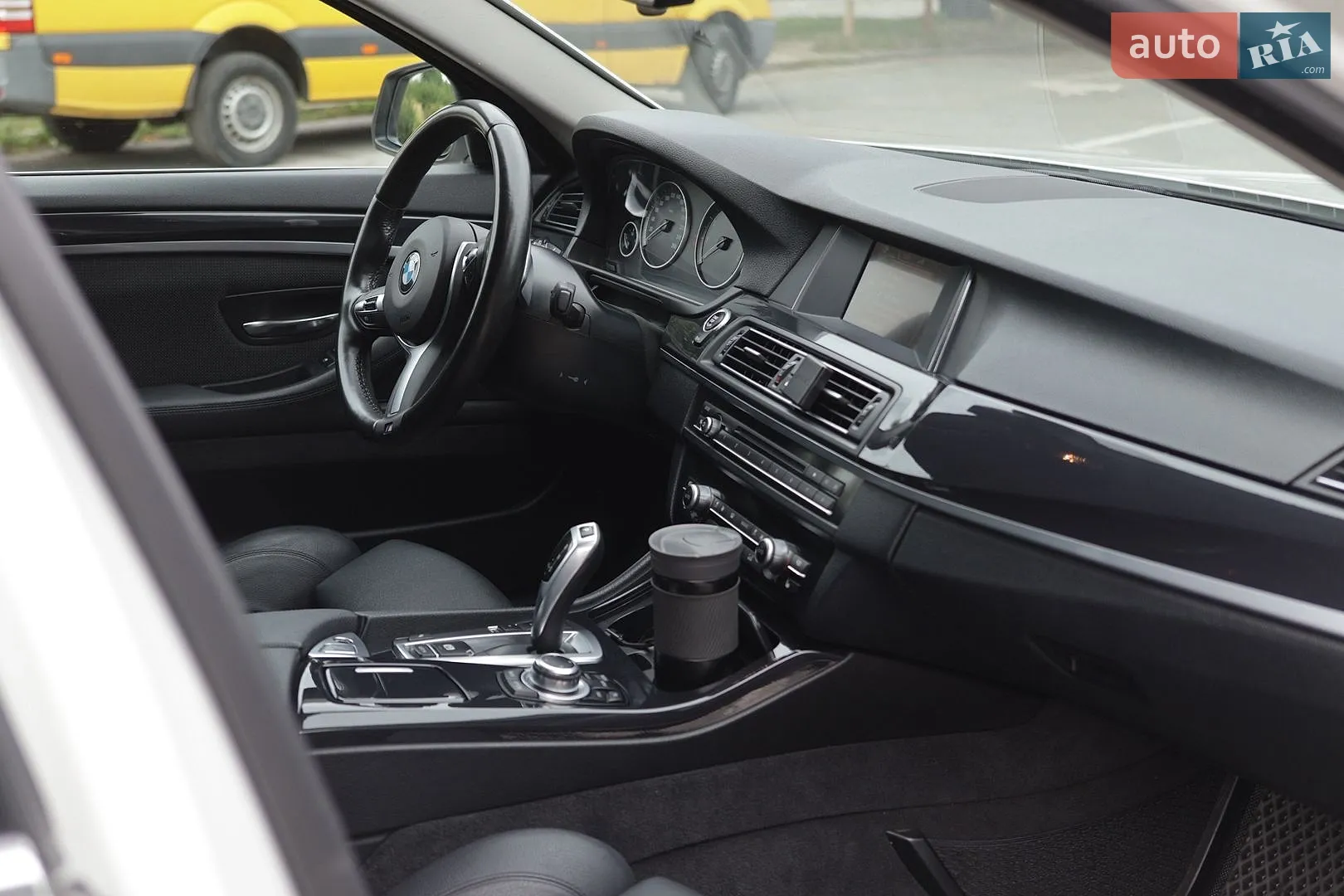 2016 BMW 5er - мініатюра 11