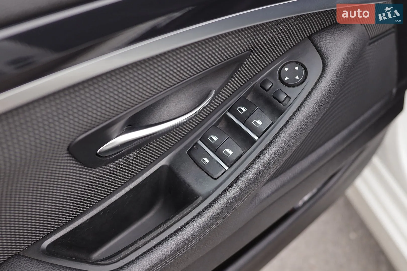 2016 BMW 5er - мініатюра 13