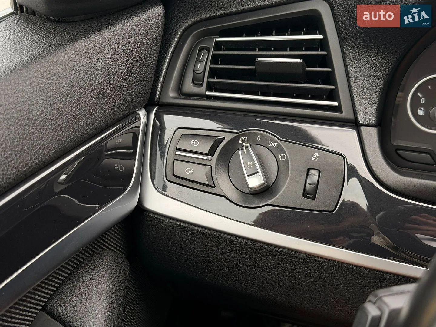 2016 BMW 5er - мініатюра 19