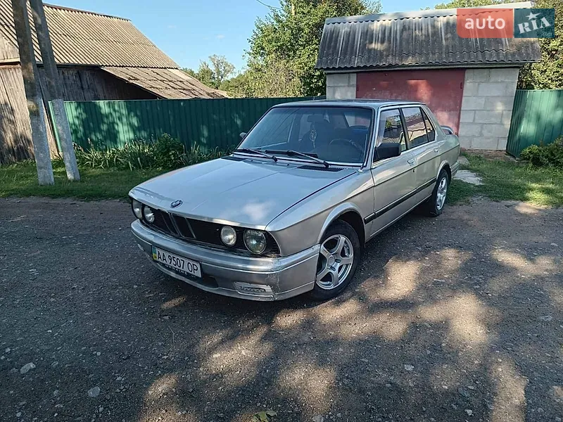 BMW 5 Series 1983