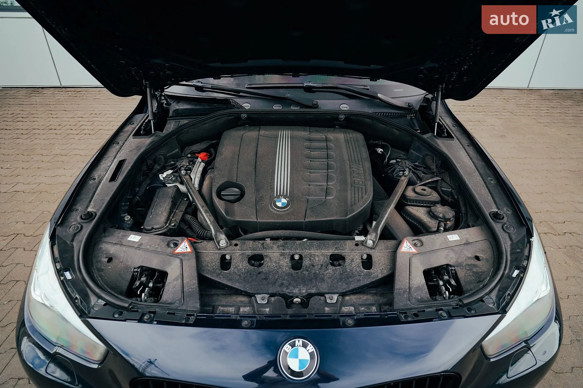 2010 BMW 5er - мініатюра 25