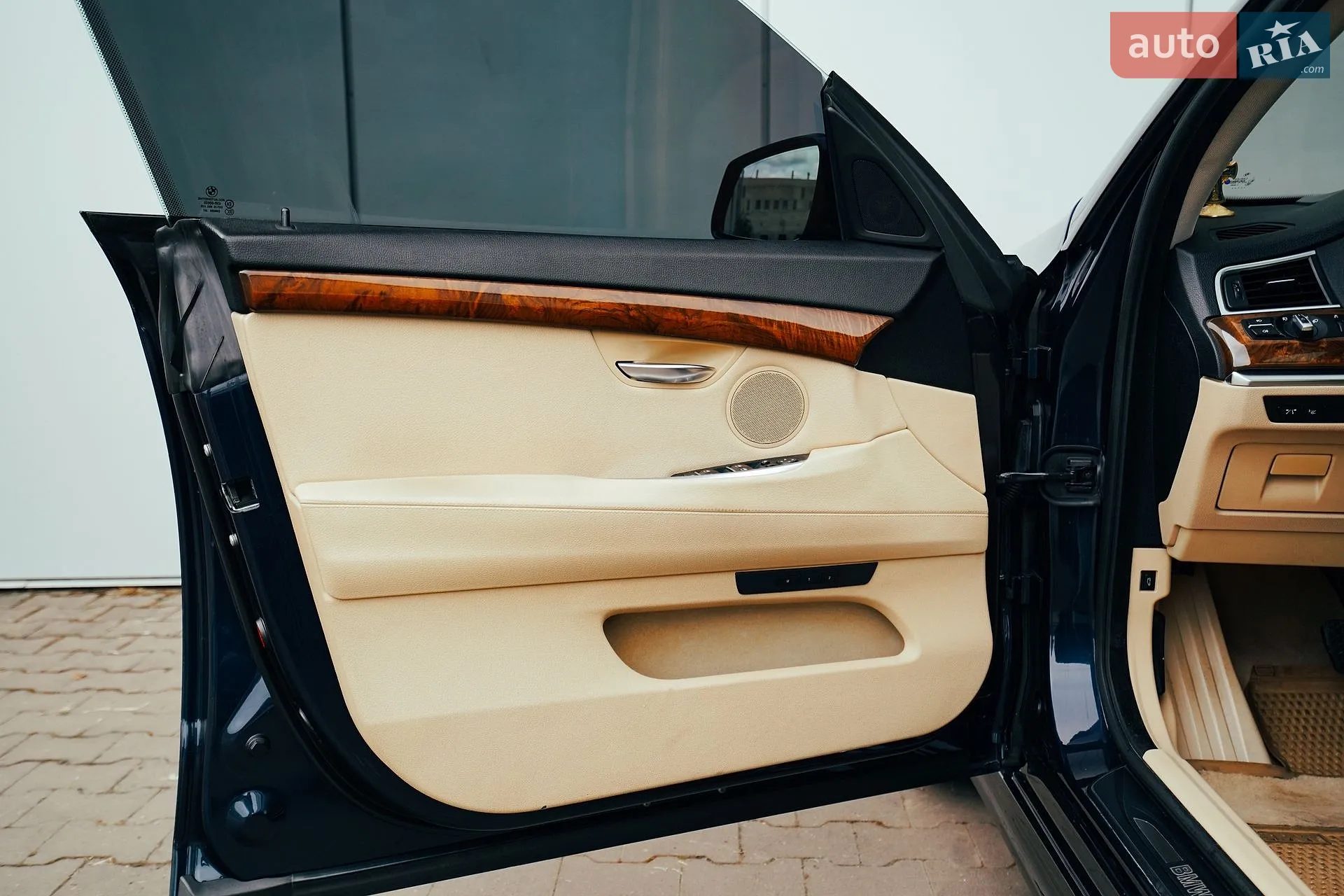 2010 BMW 5er - мініатюра 30