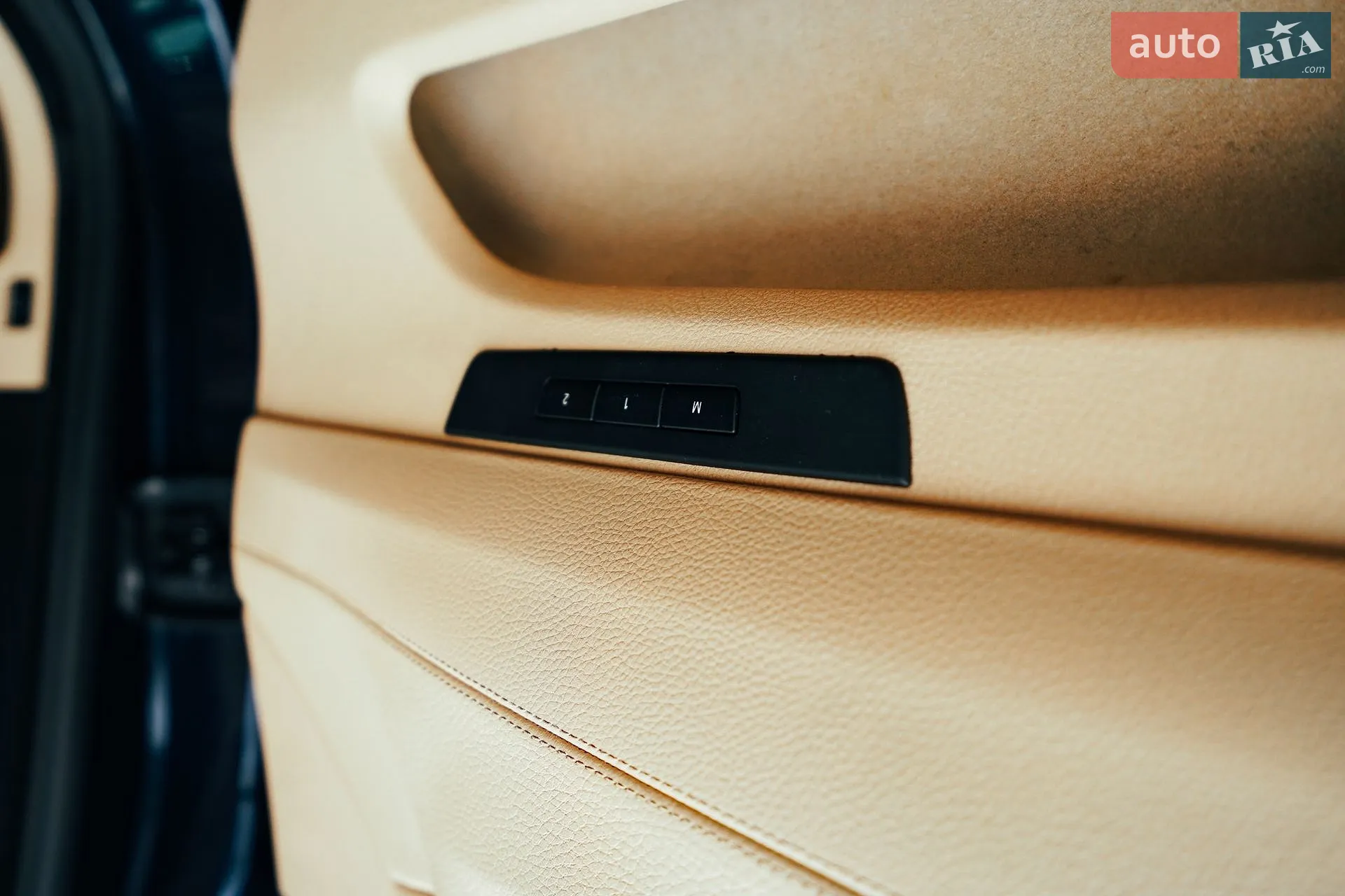 2010 BMW 5er - мініатюра 32