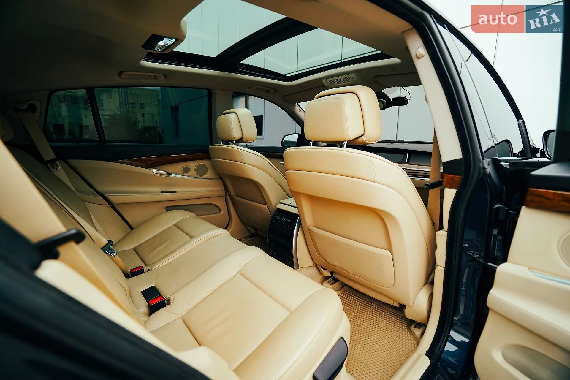 2010 BMW 5er - мініатюра 56