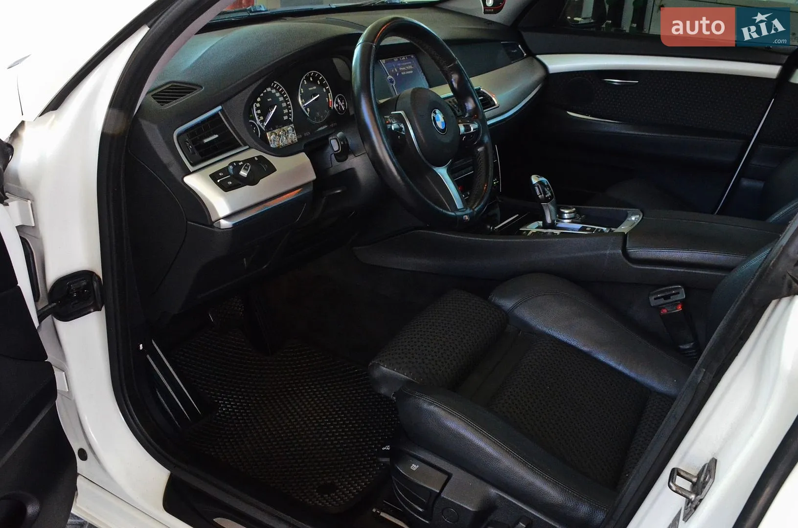 2010 BMW 5er - мініатюра 6