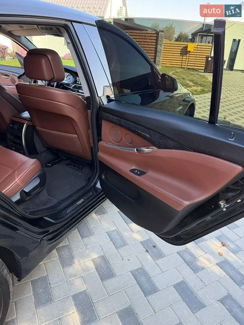 2010 BMW 5er - мініатюра 22