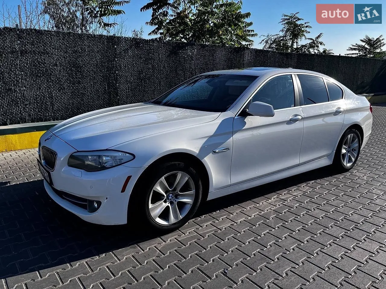 2013 BMW 5er - мініатюра 2