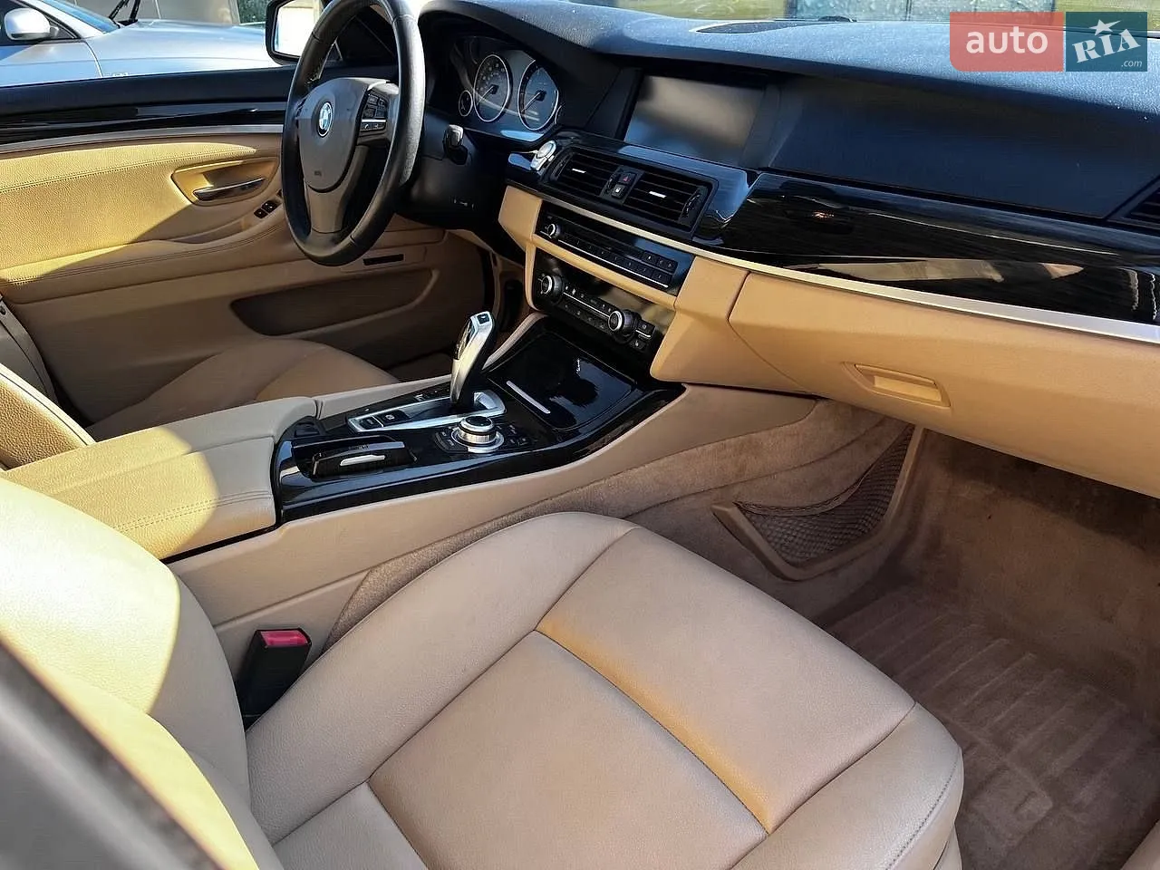 2013 BMW 5er - мініатюра 9