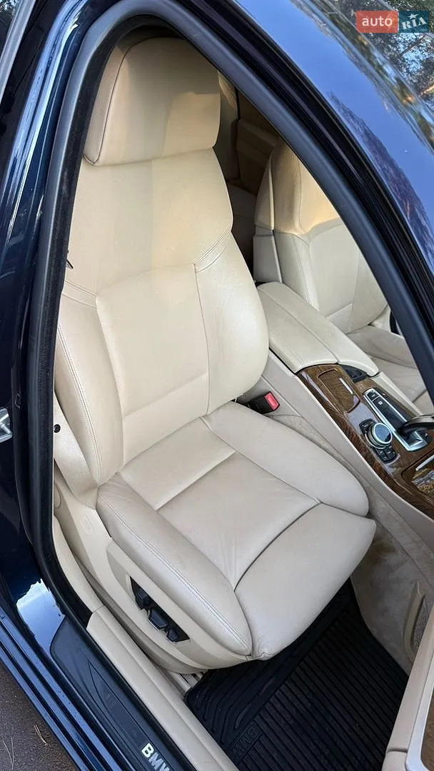 2011 BMW 5er - мініатюра 14