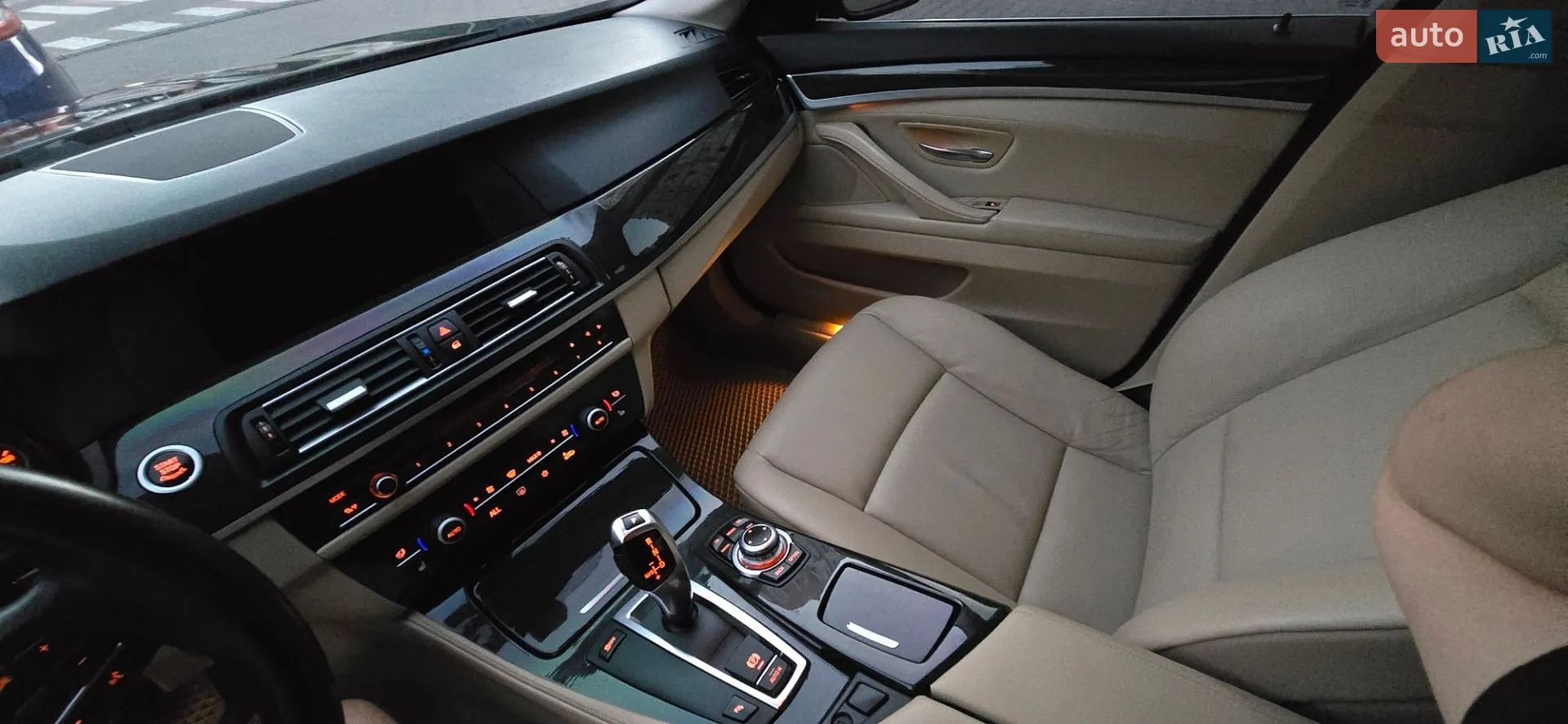 2010 BMW 5er - мініатюра 34