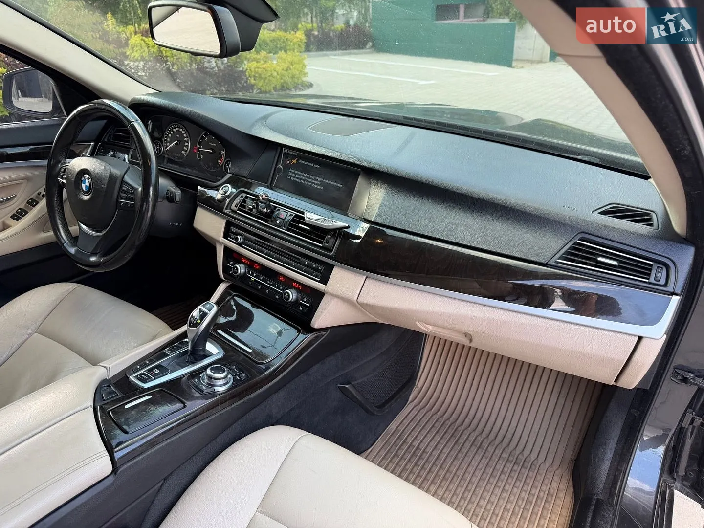 2012 BMW 5er - мініатюра 32