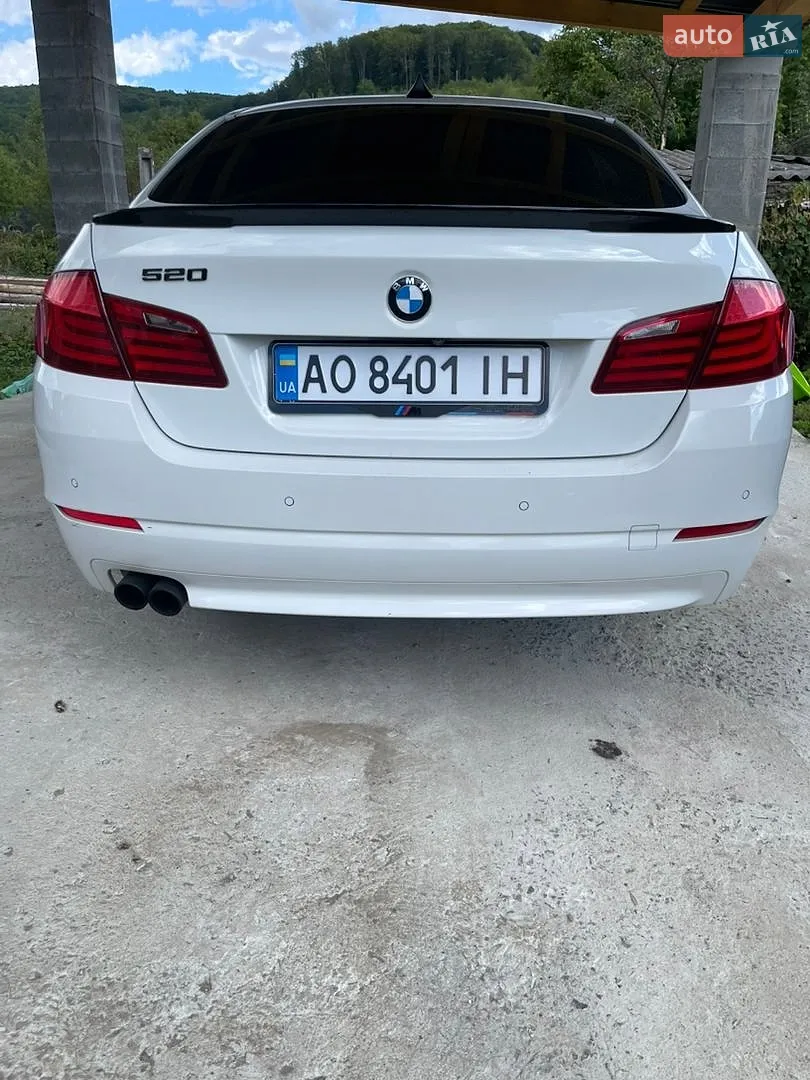 2012 BMW 5er - мініатюра 2