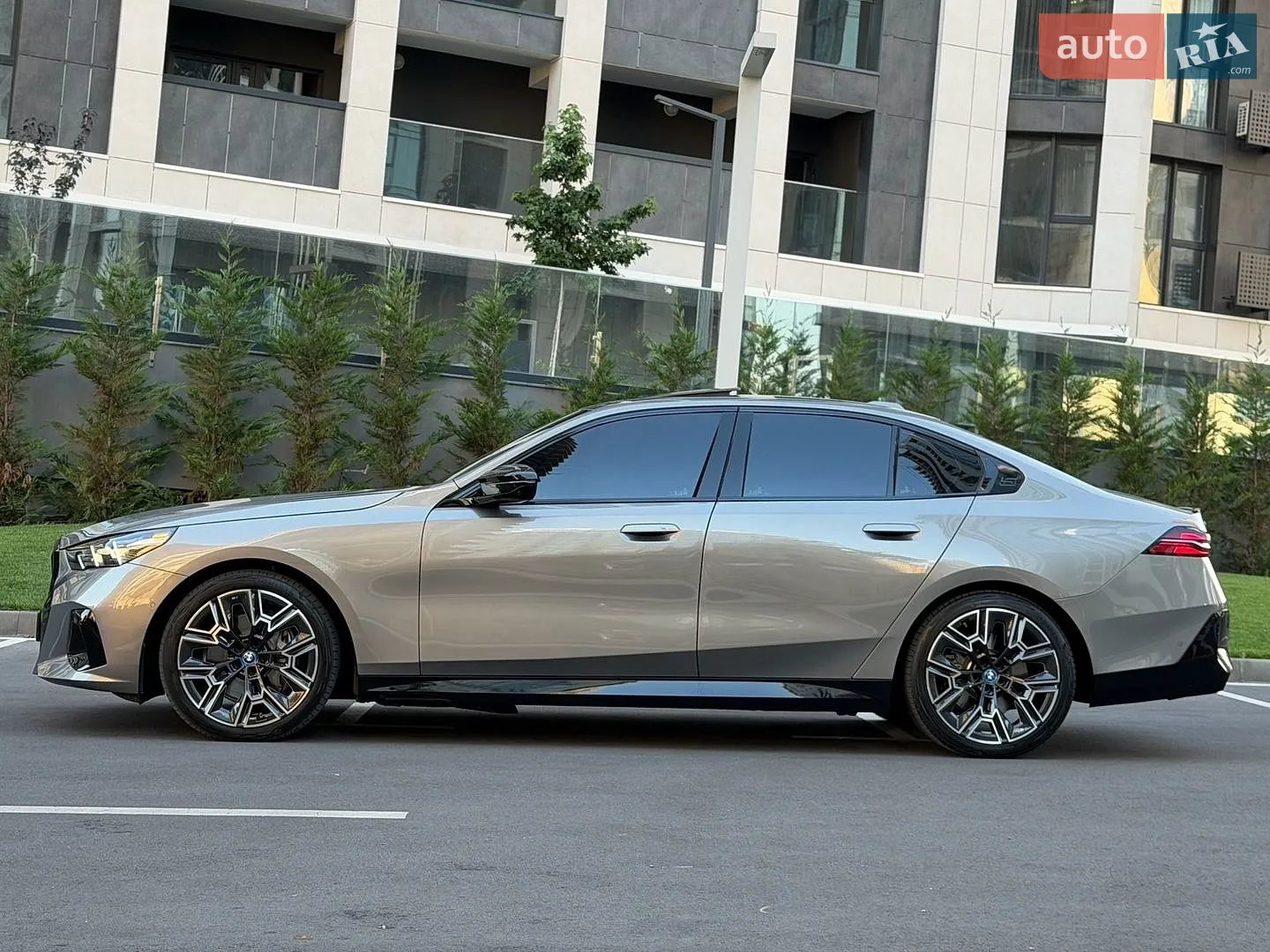 2023 BMW 5er - мініатюра 19