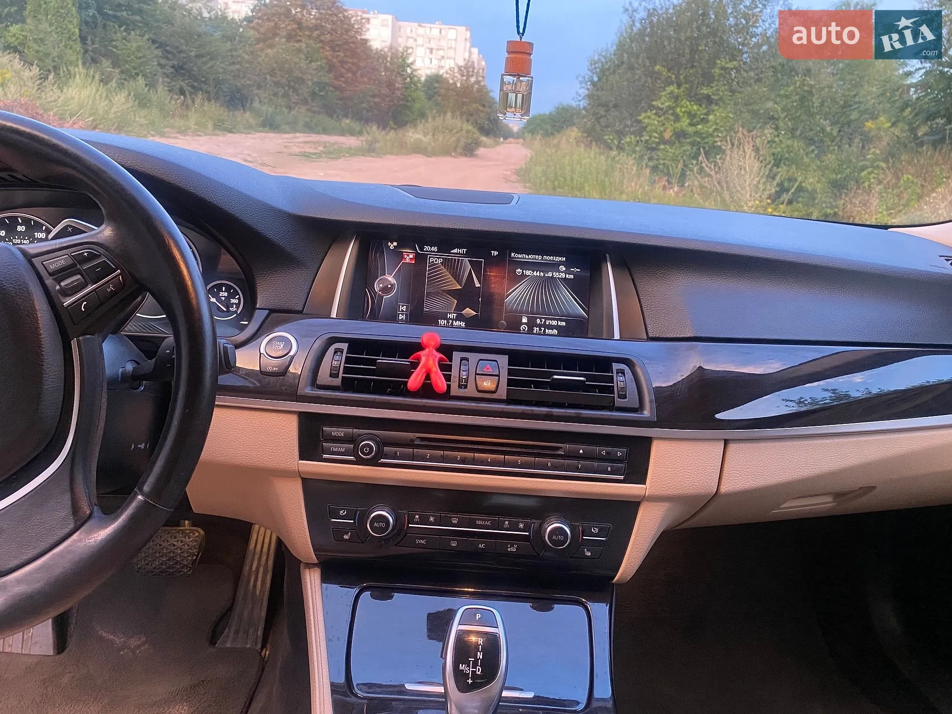 2016 BMW 5er - мініатюра 2