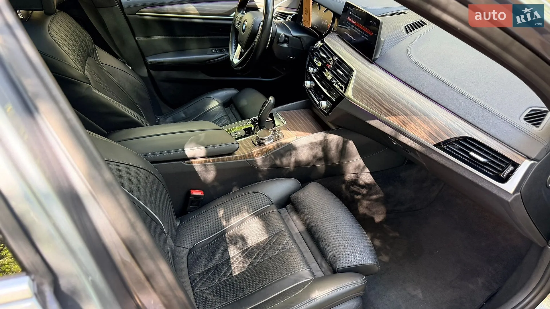 2017 BMW 5er - мініатюра 17