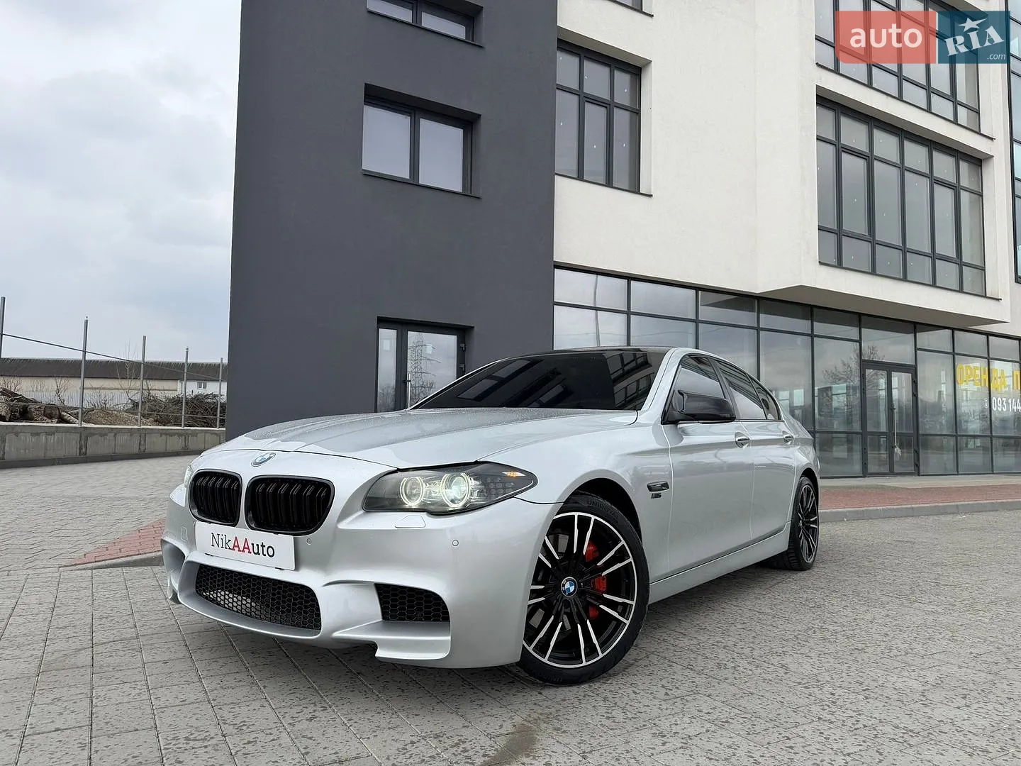 2010 BMW 5er - мініатюра 7