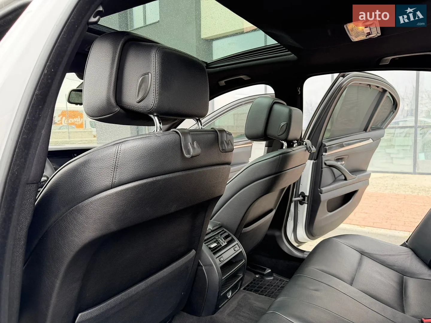 2010 BMW 5er - мініатюра 32