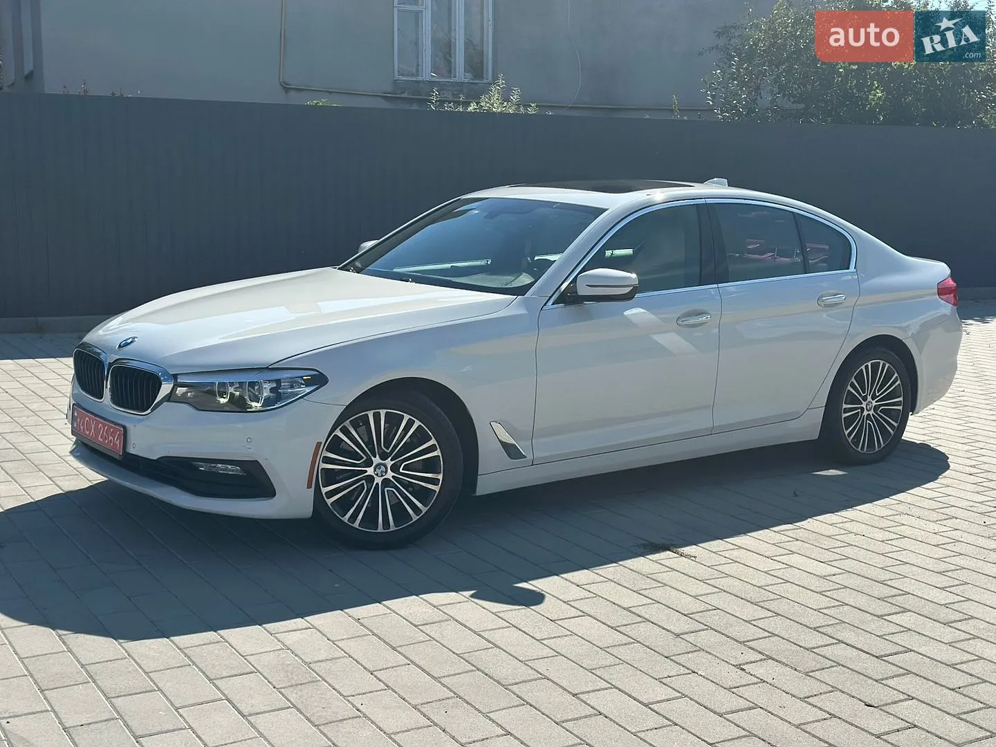 2017 BMW 5er - мініатюра 3