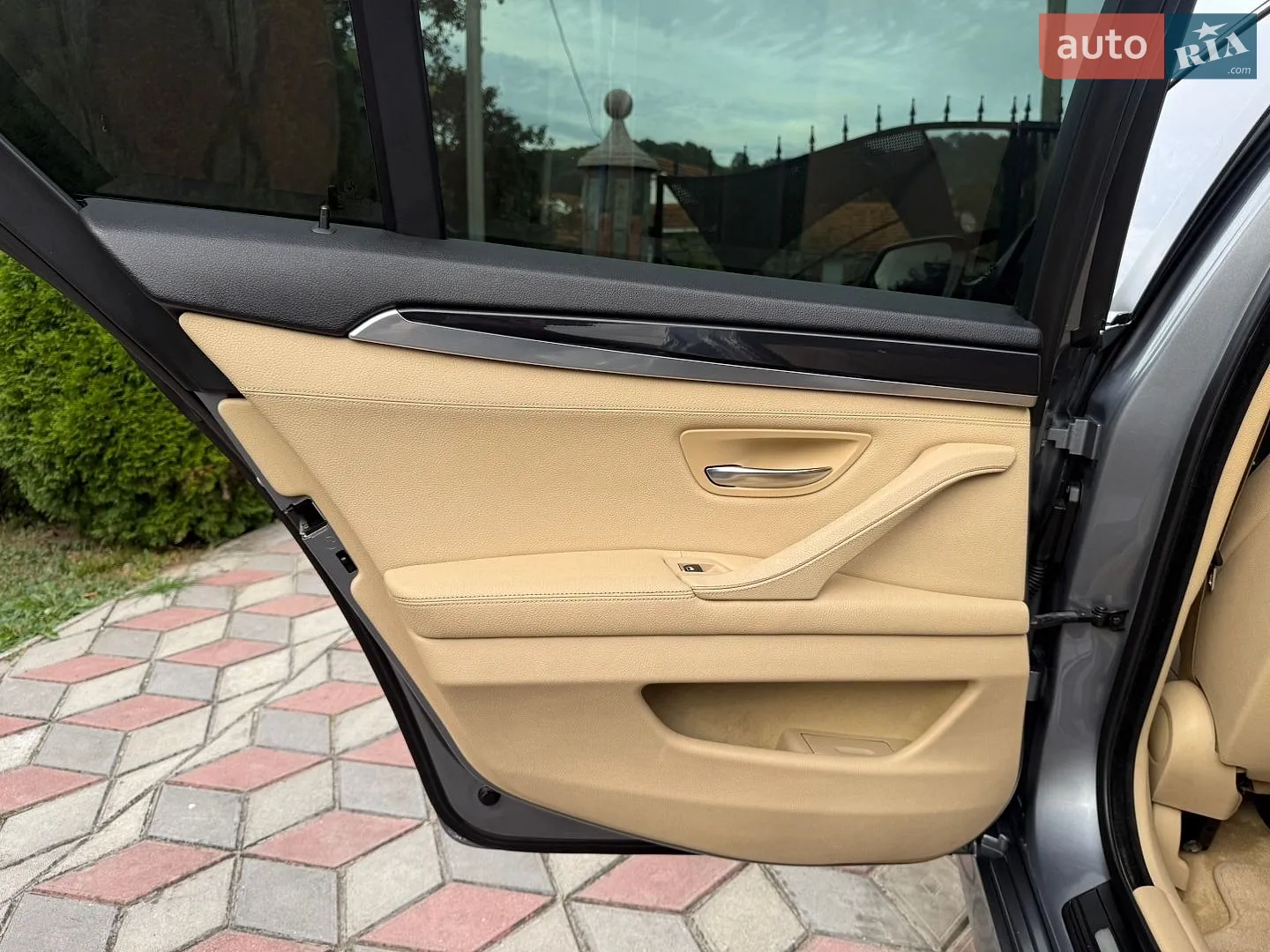 2011 BMW 5er - мініатюра 36