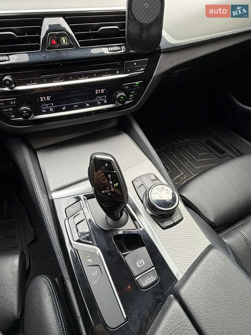 2017 BMW 5er - мініатюра 22