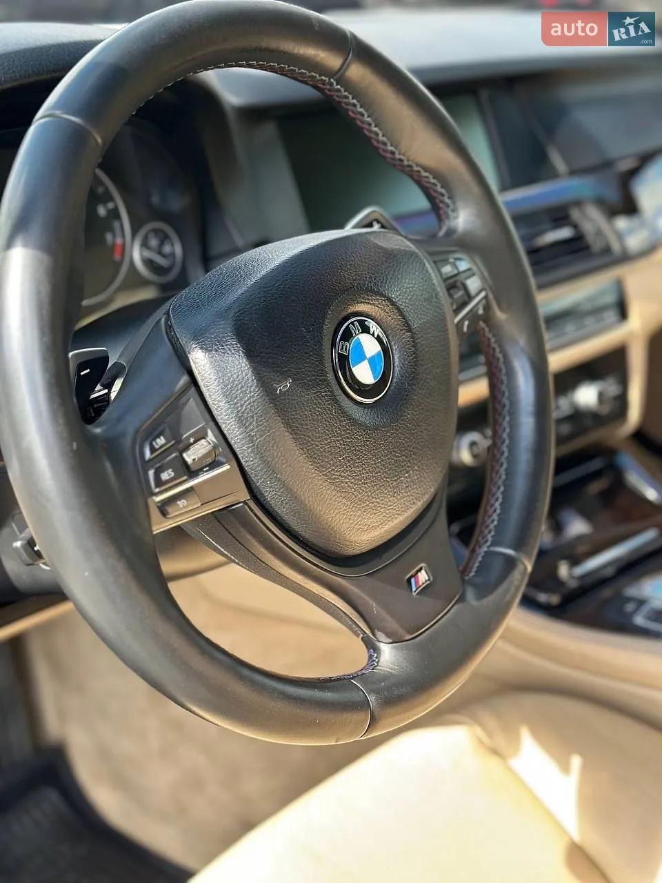 2011 BMW 5er - мініатюра 11