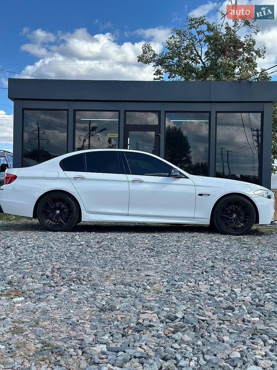 2011 BMW 5er - мініатюра 15