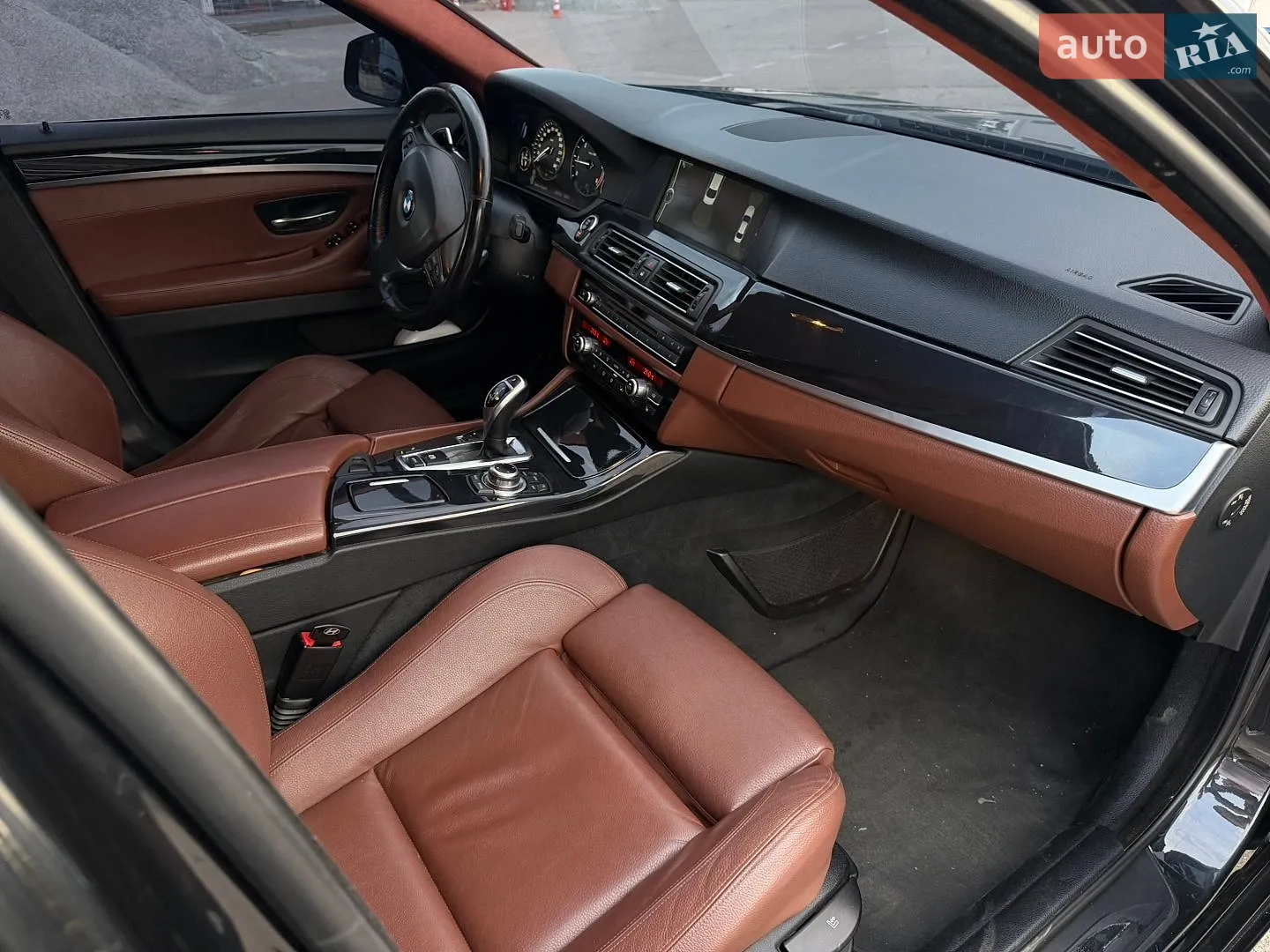 2011 BMW 5er - мініатюра 11