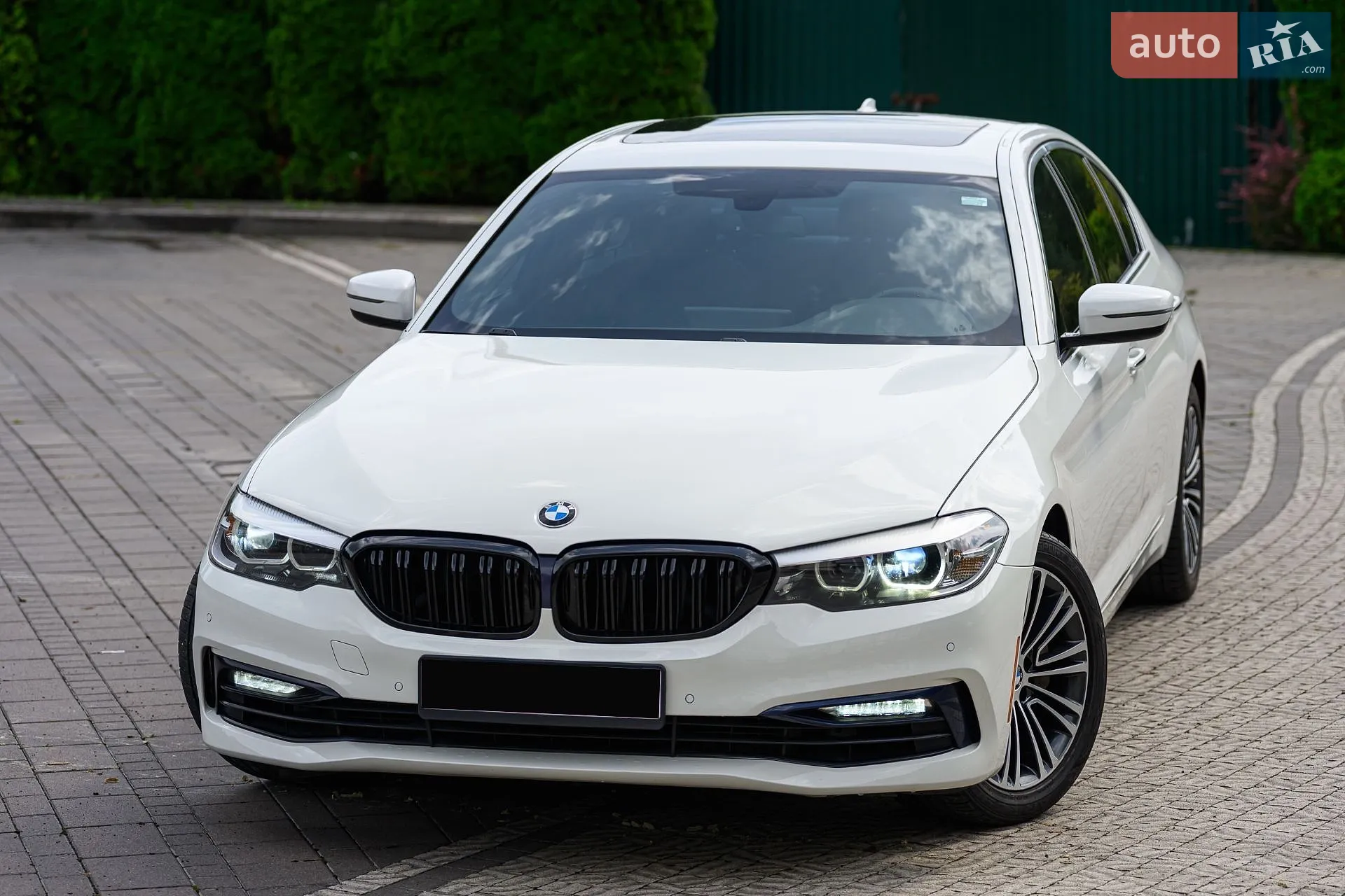 2017 BMW 5er - мініатюра 3