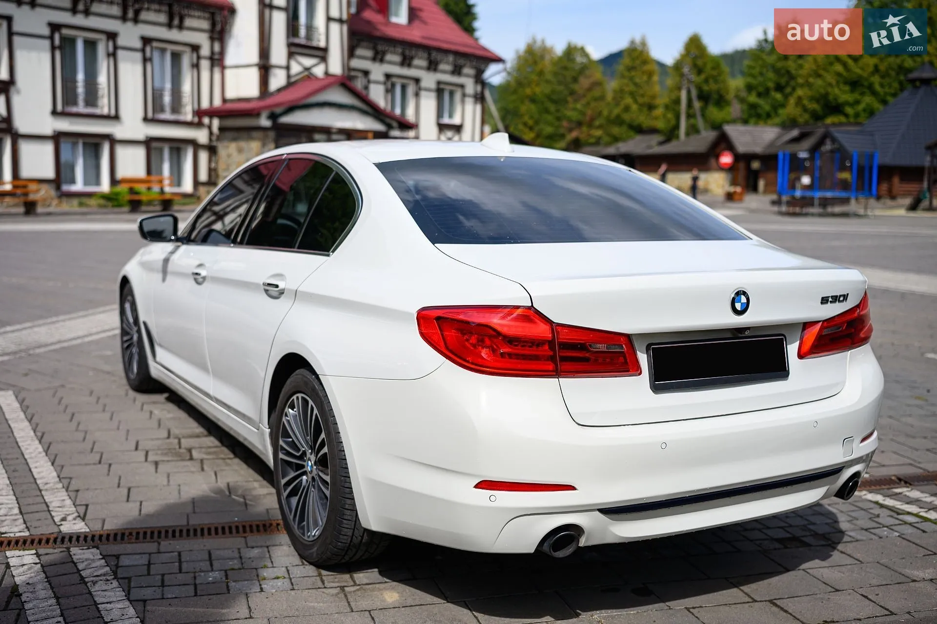 2017 BMW 5er - мініатюра 22
