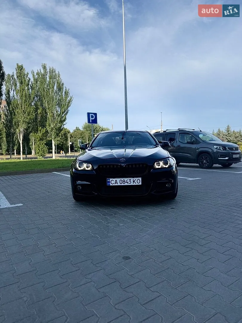 2012 BMW 5er - мініатюра 2