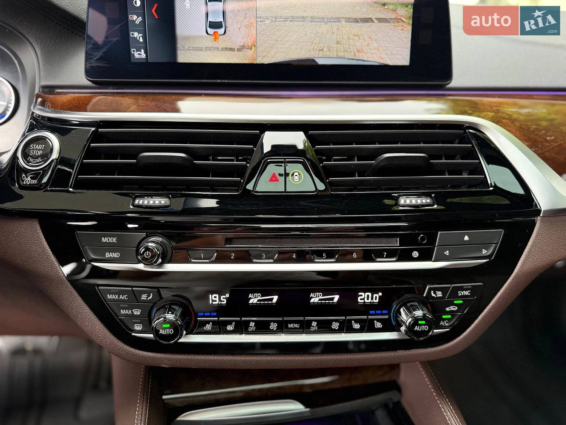 2017 BMW 5er - мініатюра 38