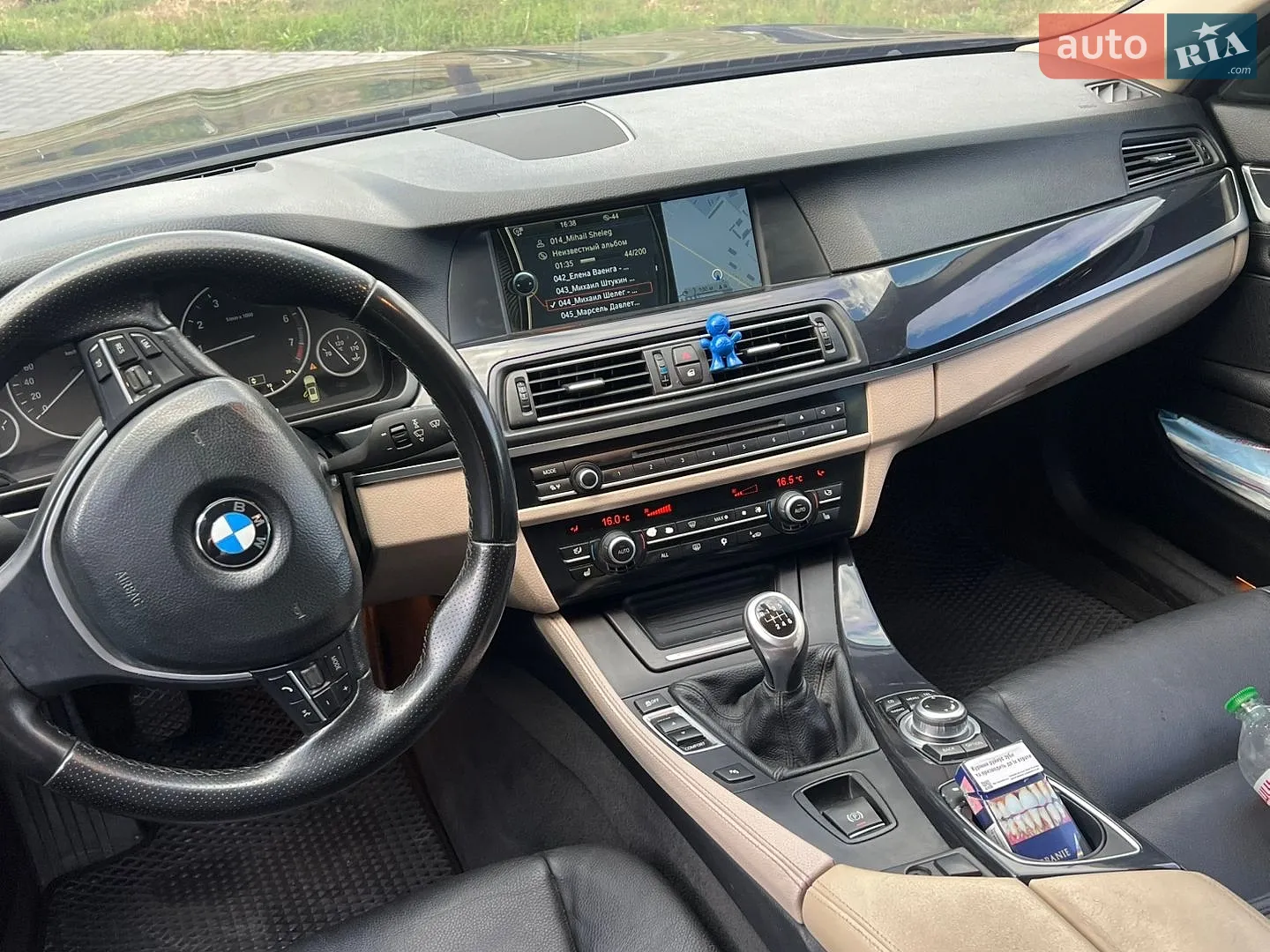 2011 BMW 5er - мініатюра 16