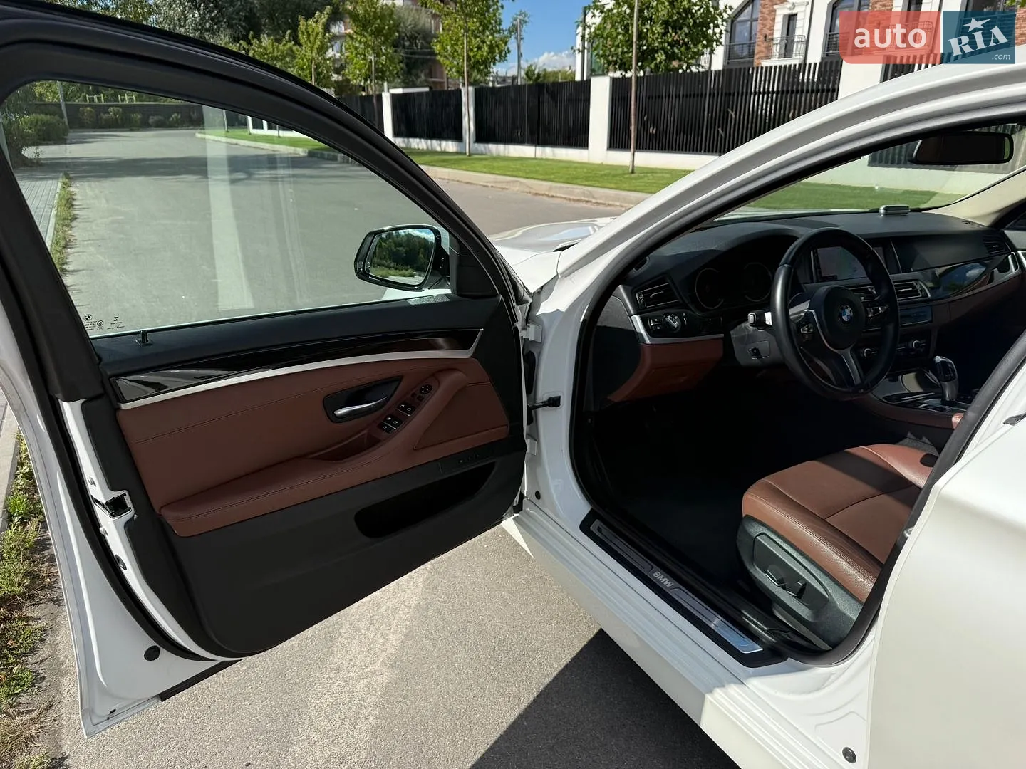 2016 BMW 5er - мініатюра 12
