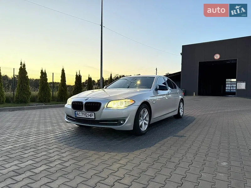 BMW 5 Series 2011