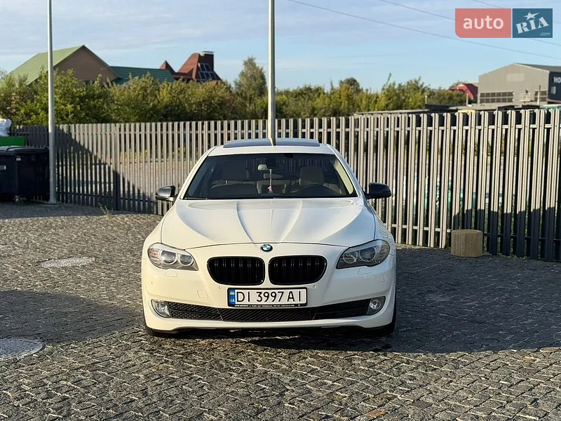 BMW 5 Series 2011