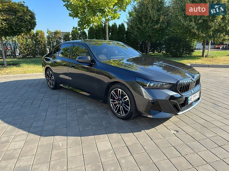Седан BMW 5 Series 2026 в Кривом Роге